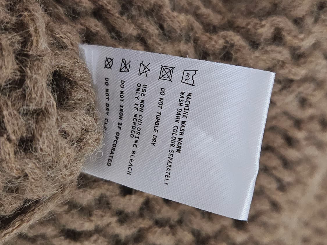 [새상품] 루즈핏 보트넥 청순 벌룬 니트 상품이미지6