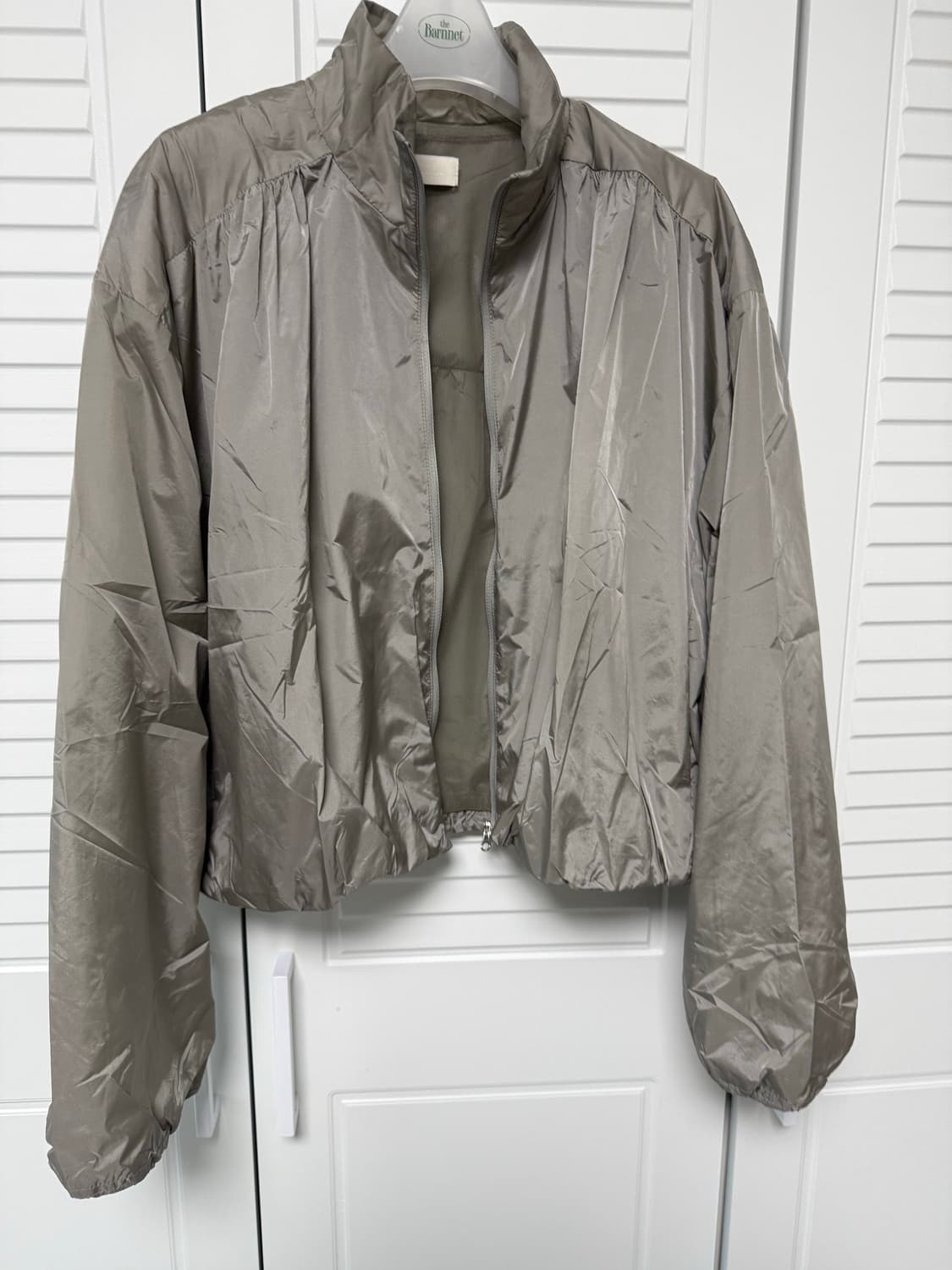 아모멘토 볼륨 크롭 블루종 자켓 상품이미지1