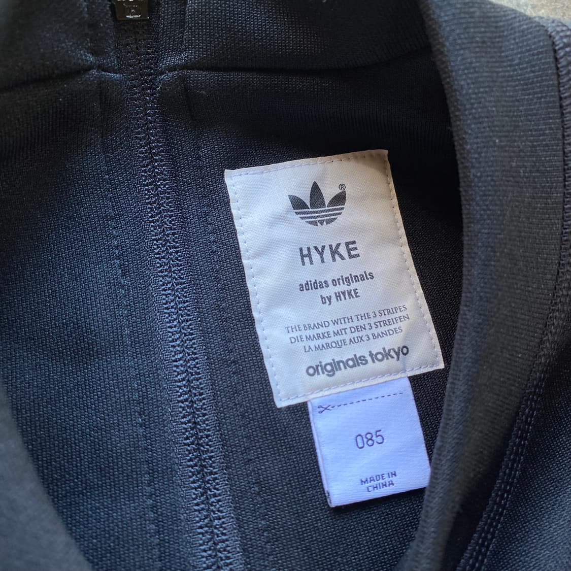 (85) adidas x hyke 세트 상품이미지4