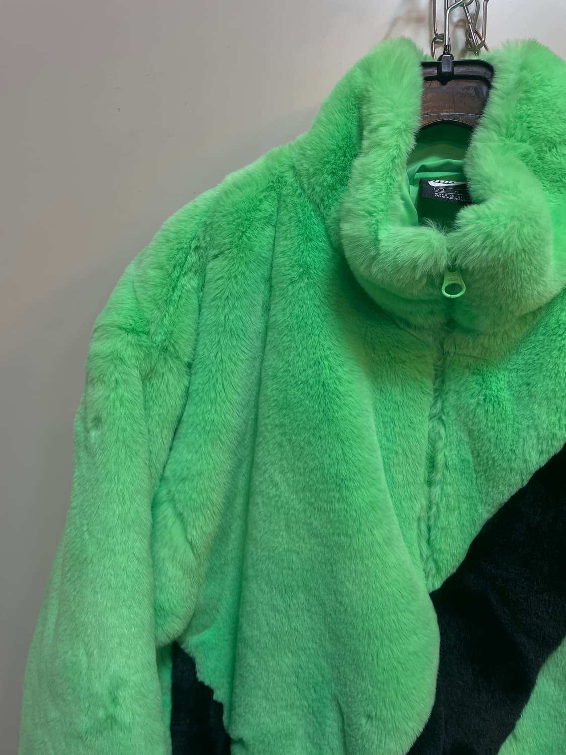 나이키 빅스우시 퍼 자켓 상품이미지3