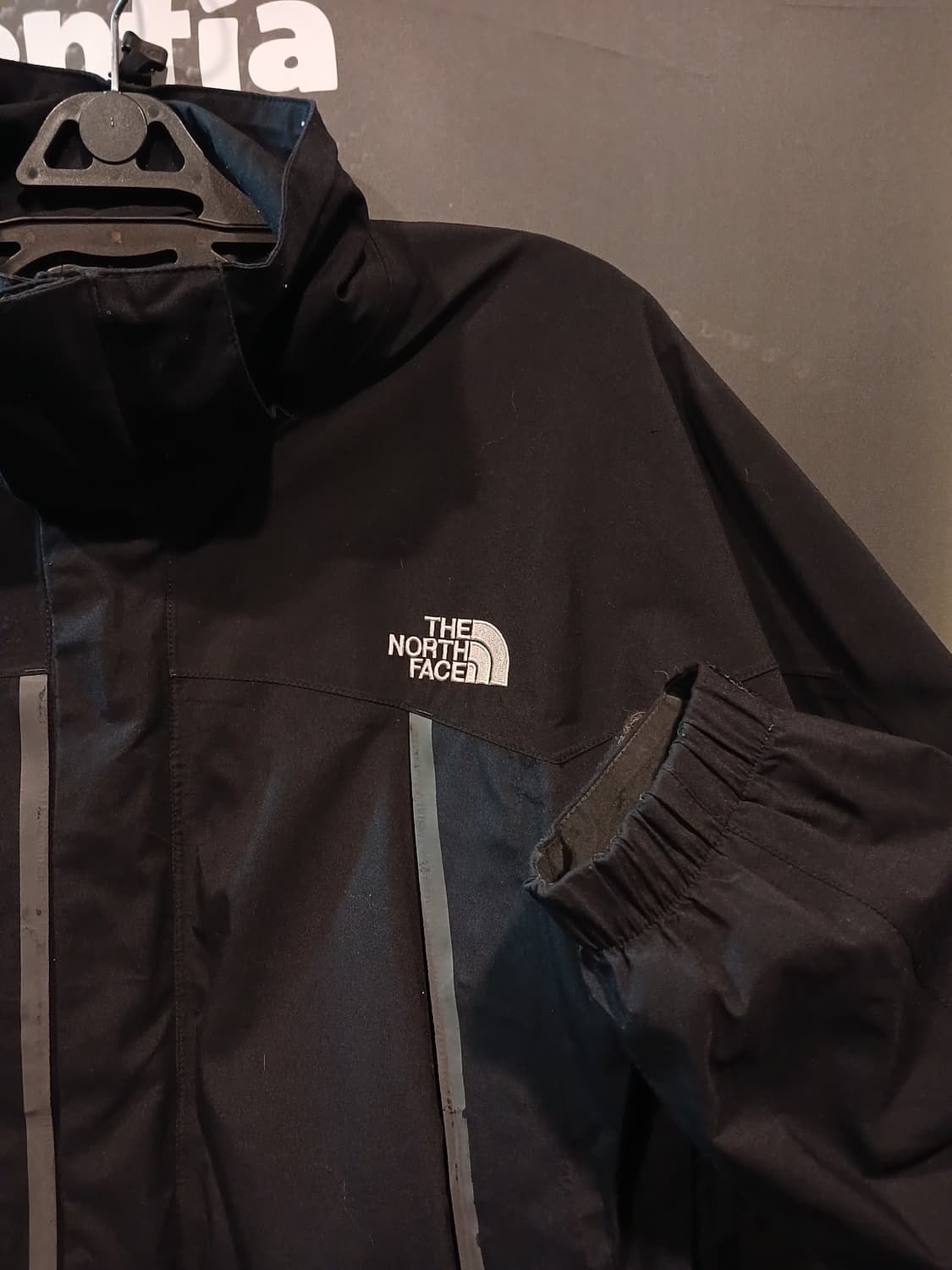 노스페이스 써밋 고어택스 바람막이 상품이미지2