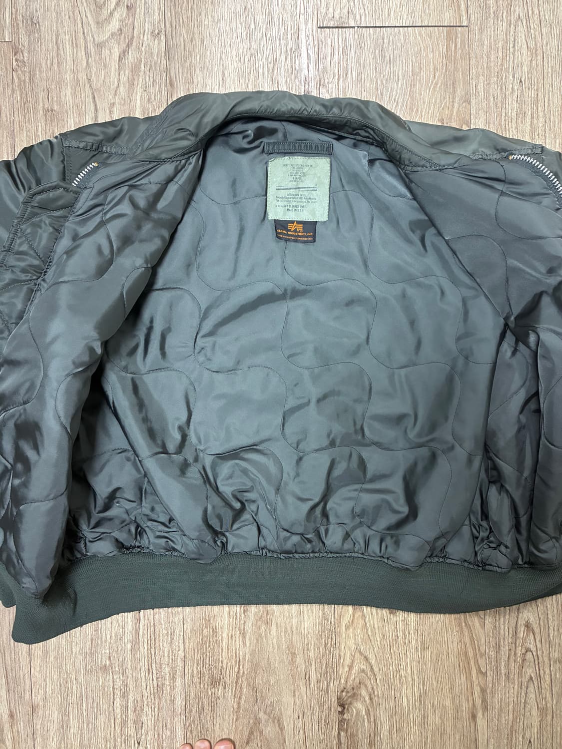 알파인더스트리 CWU-45/P 봄버 항공점퍼 XL 상품이미지3