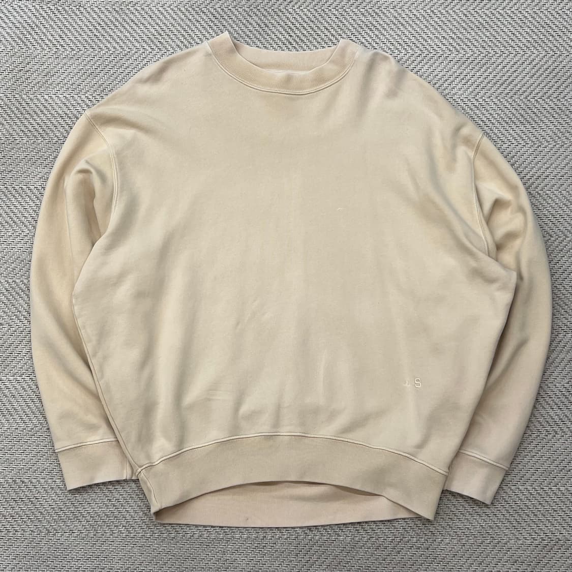 아크네스튜디오 맨투맨 r2497 상품이미지1