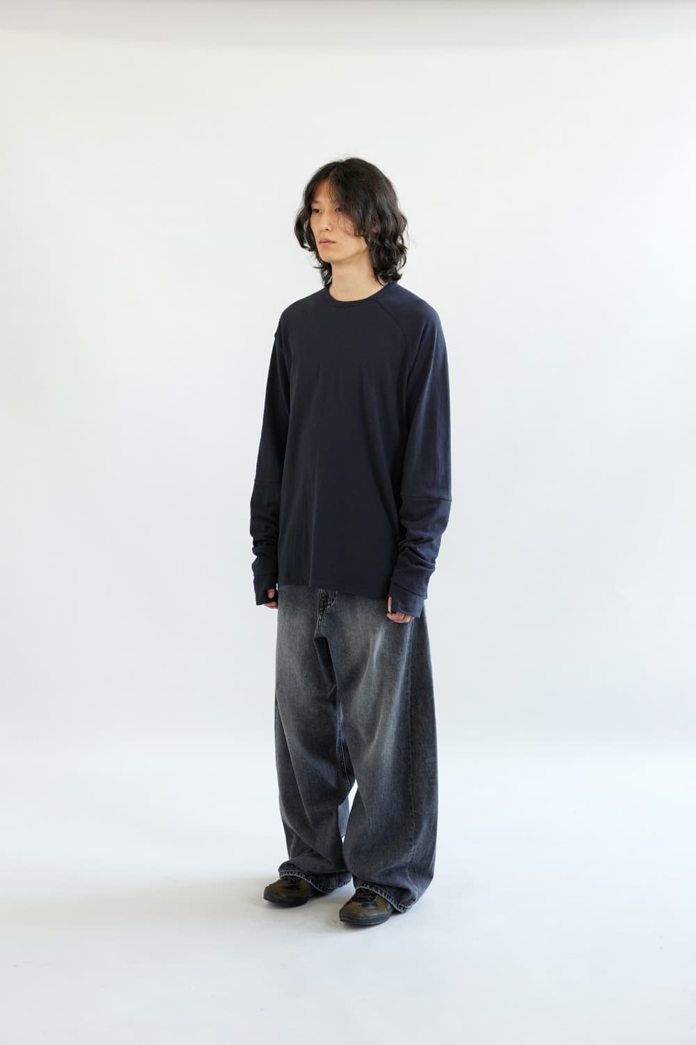 (3) 해칭룸 와이드 커브진 washed black 상품이미지2