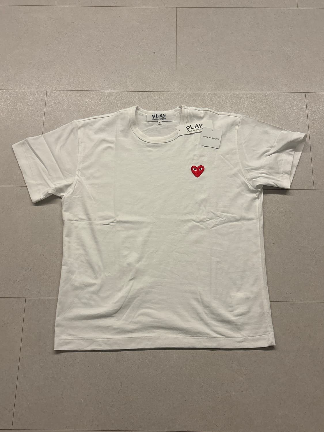 꼼데가르송 반팔티 (XL) 남녀 공용 상품이미지1