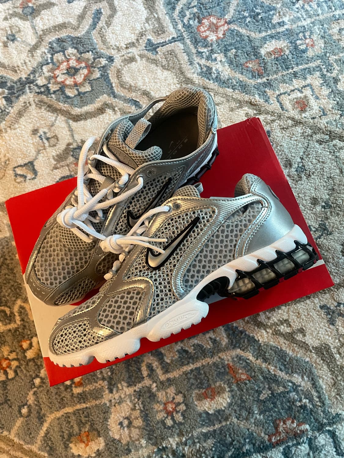 나이키 에어 줌 스피리돈 케이지 2 메탈릭 실버 (새제품,270) 상품이미지1