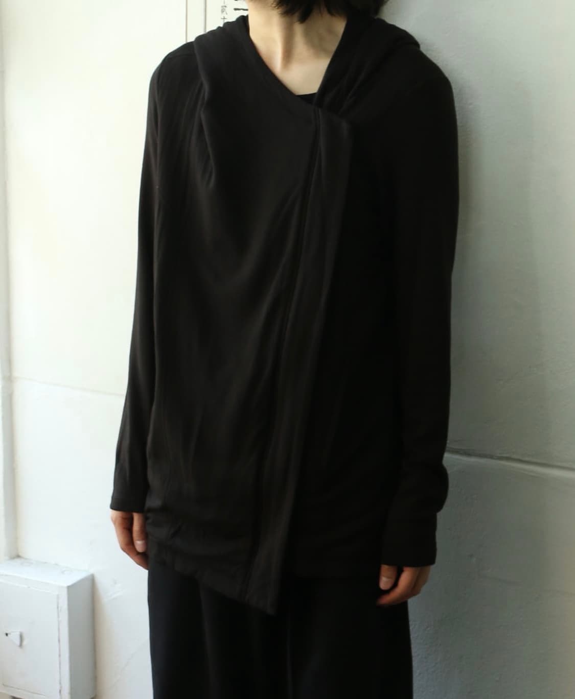 헬무트랭 드레이프 사선 후드 자켓 블랙 상품이미지2