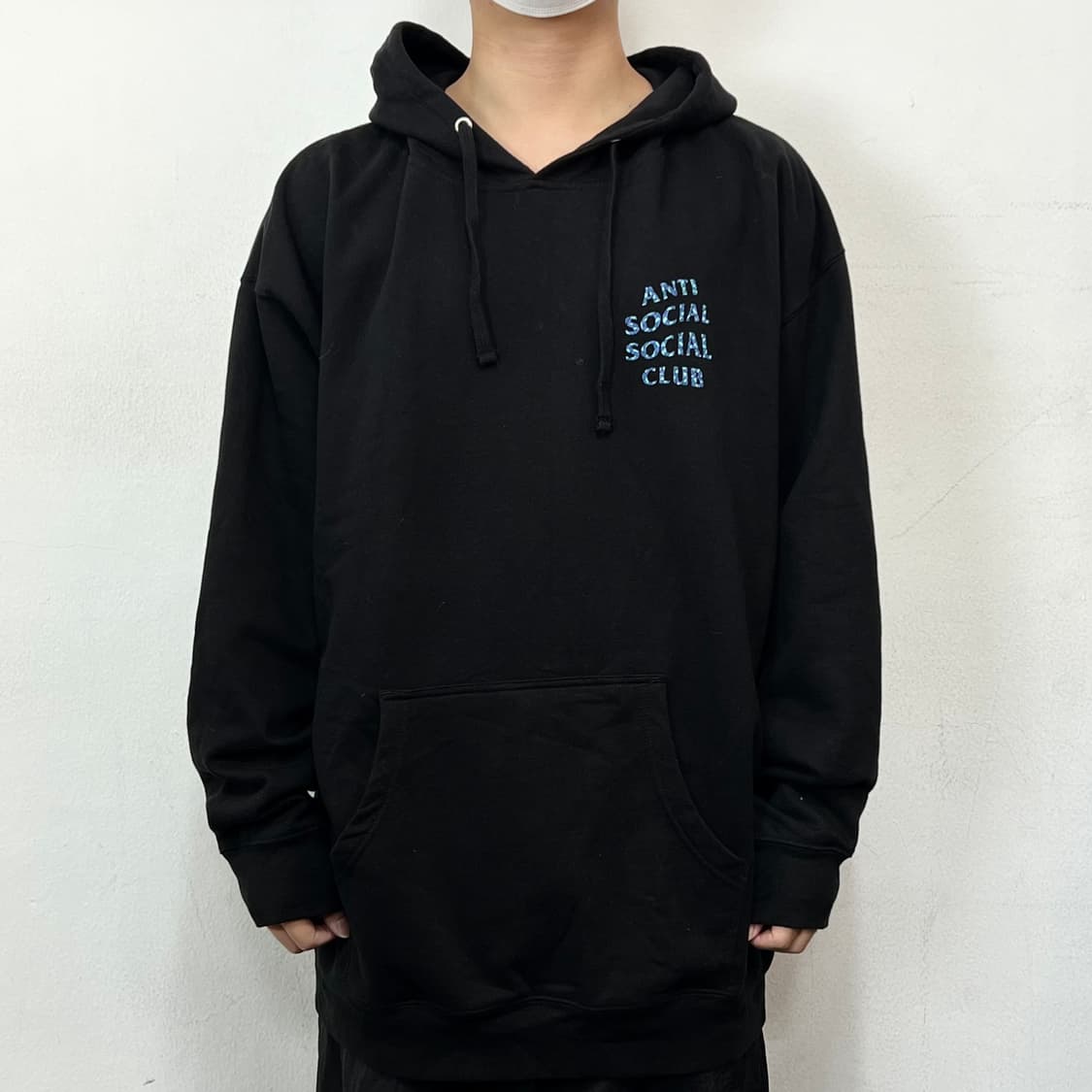 안티소셜소셜클럽 프린티드 블랙 후드티 상품이미지3