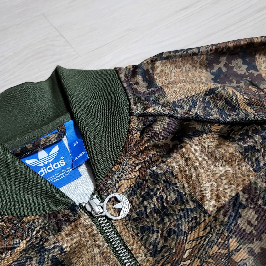 아디다스 카모 체커 트랙탑(85) 상품이미지4