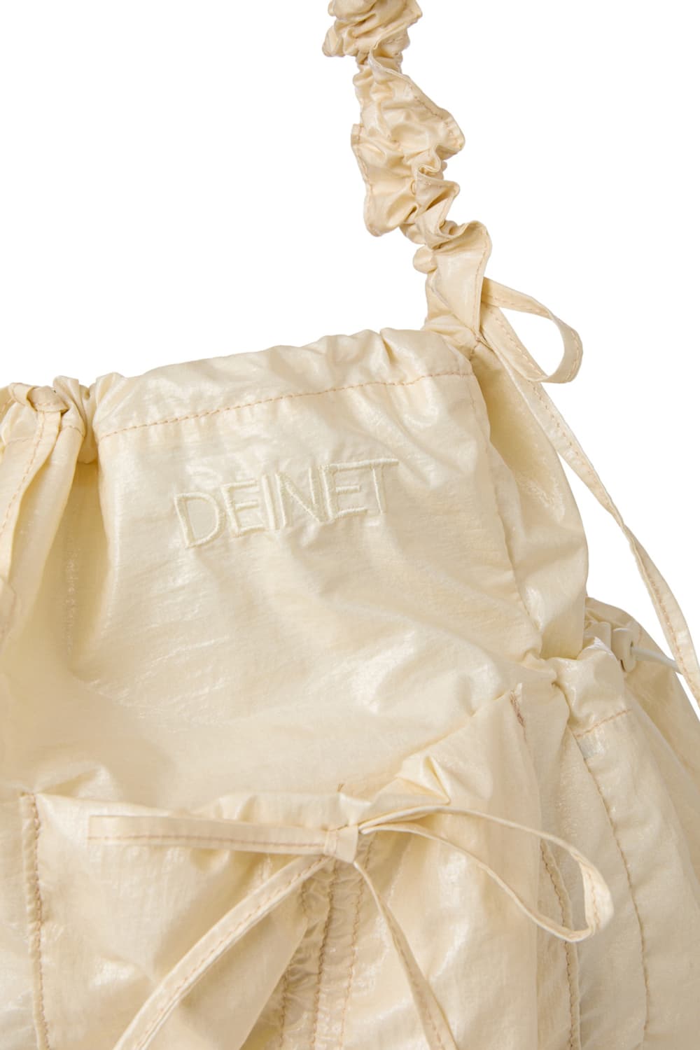DEINET COATING SHIRRING BAG IN CREAM 다이닛 상품이미지6