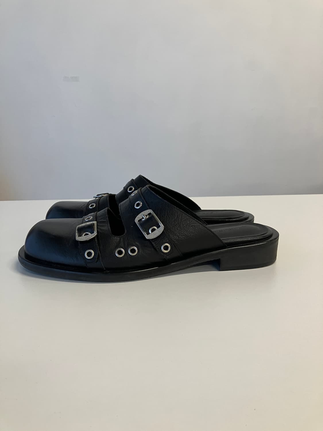 메종미네드 스트랩 레더 뮬  상품이미지4