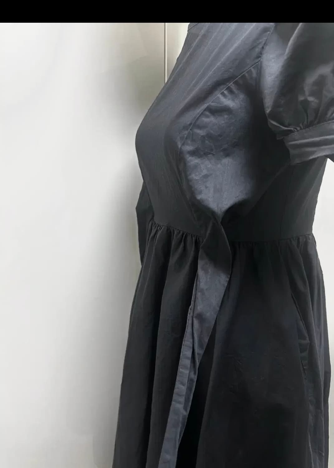 일본 공주풍 퍼프소매 블랙 드레스 상품이미지2