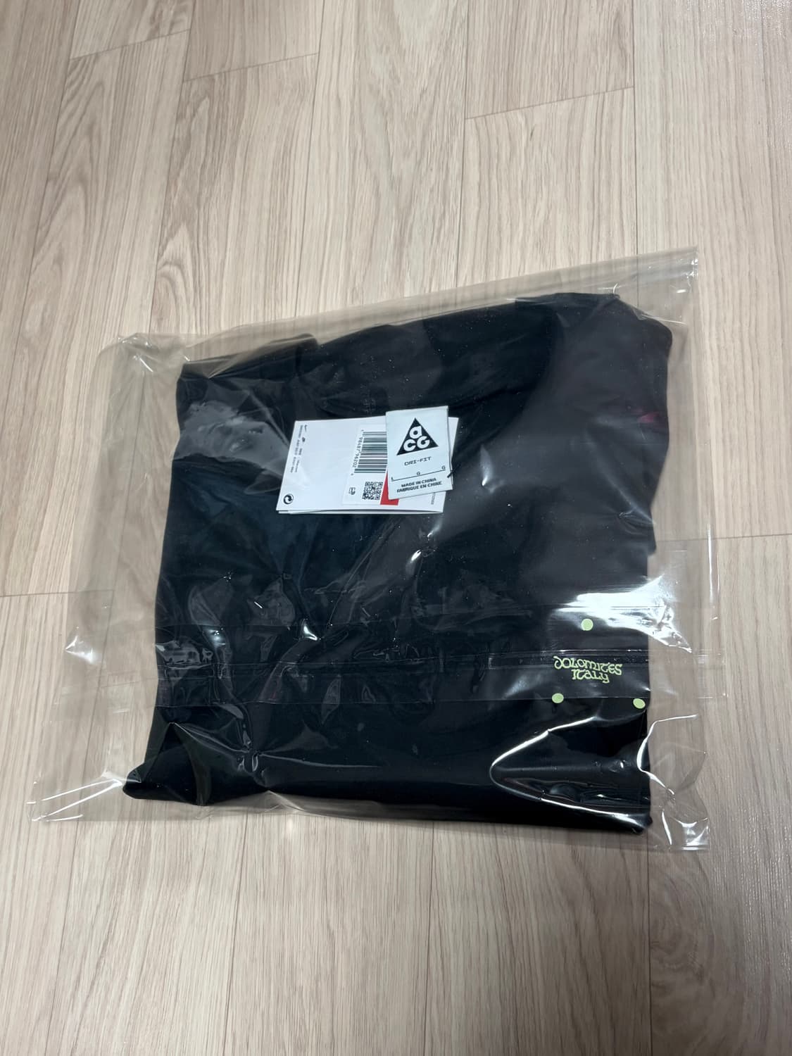 [L] 나이키 ACG 드라이핏 반팔 티셔츠 블랙 IH4411-010 상품이미지5