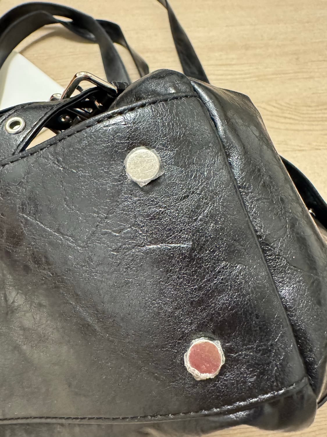 다이닛 스터드 포켓 빅백 블랙(STUD POCKET BIG BAG) 상품이미지3