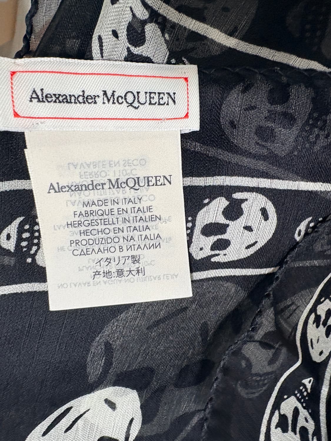 알렉산더 맥퀸 클래식 스컬 스카프 상품이미지4