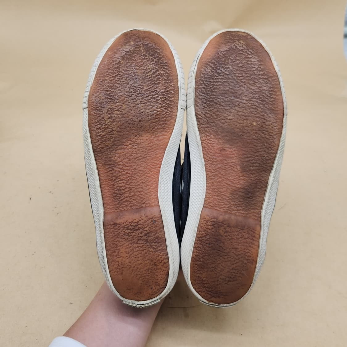 꼼데가르송 여성 플랫슈즈 225 상품이미지3