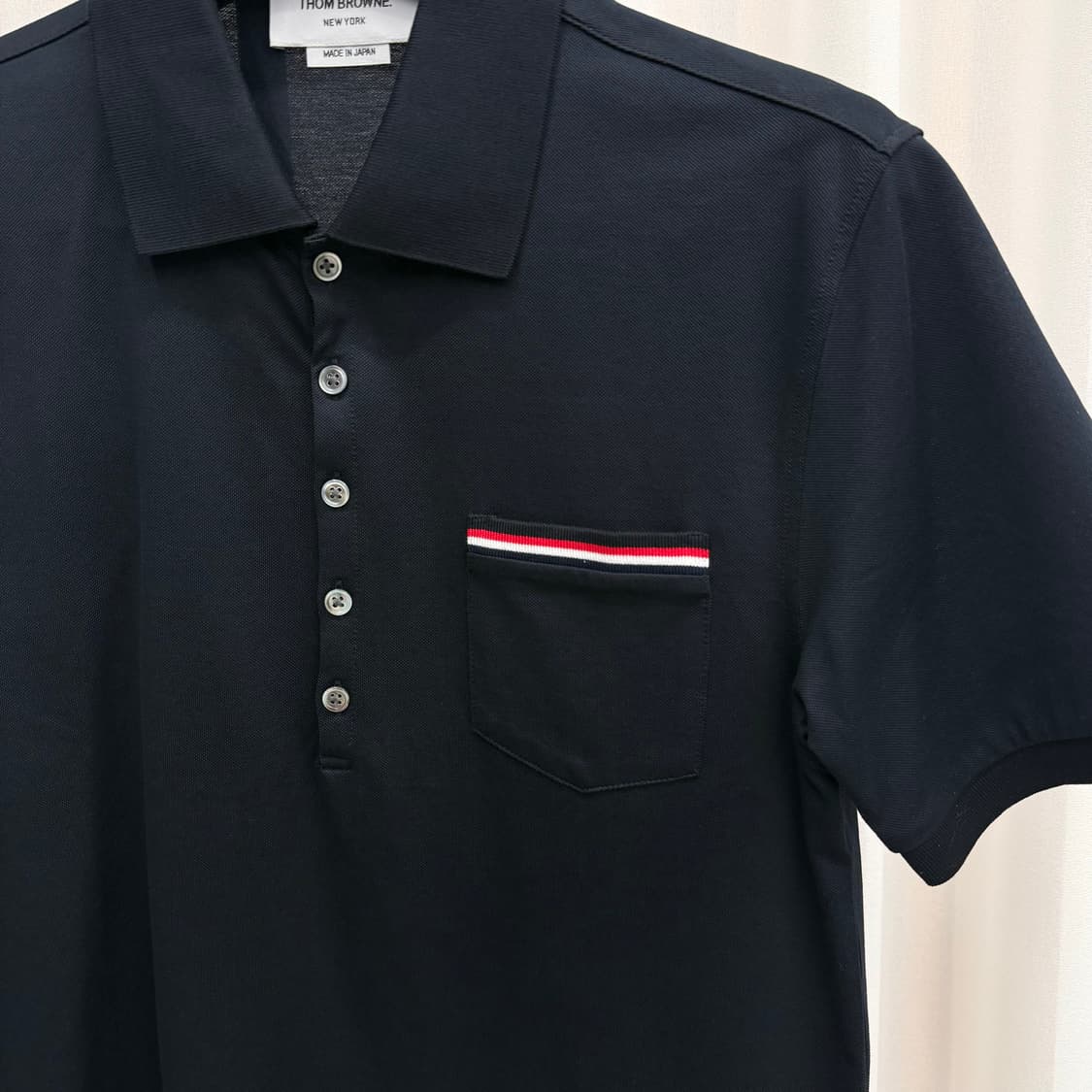 [3] 톰브라운 RWB 포켓 반팔티 상품이미지3