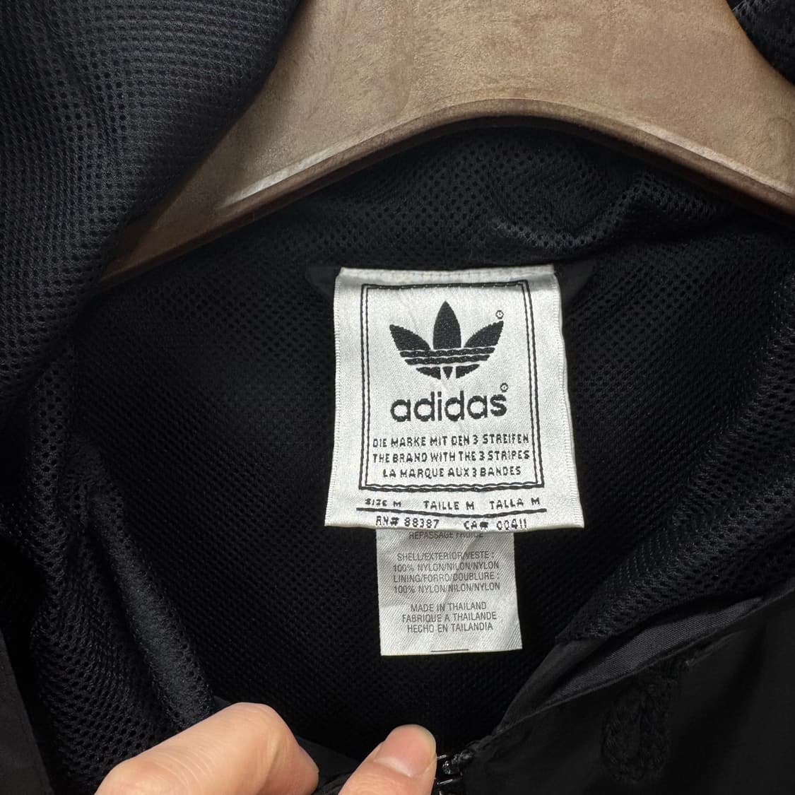 아디다스 롱파카 전면 삼선 스트라이프 포인트 블랙 화이트 상품이미지7