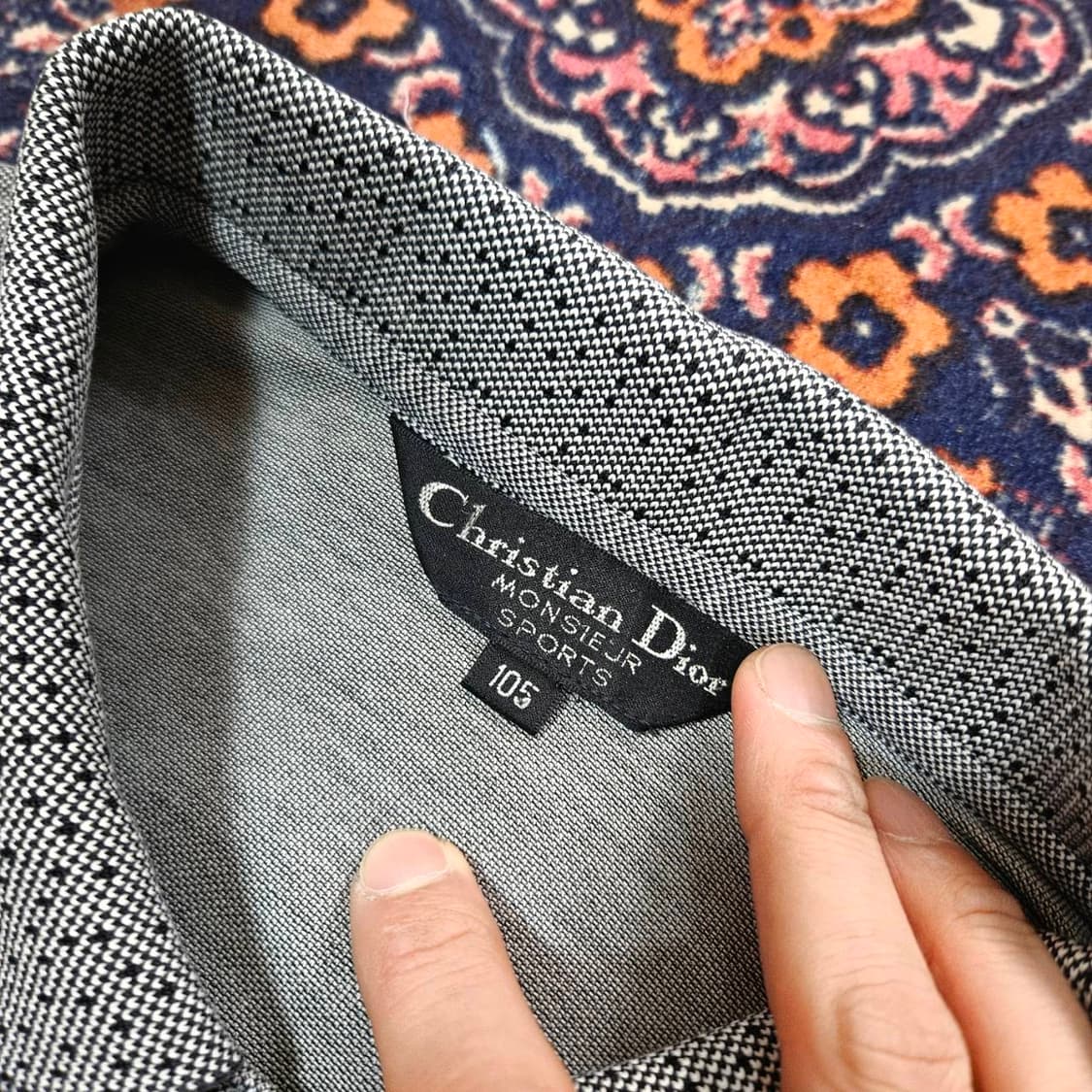 크리스찬디올 국내 라이센스 포켓 자수 반팔 카라티 상품이미지7