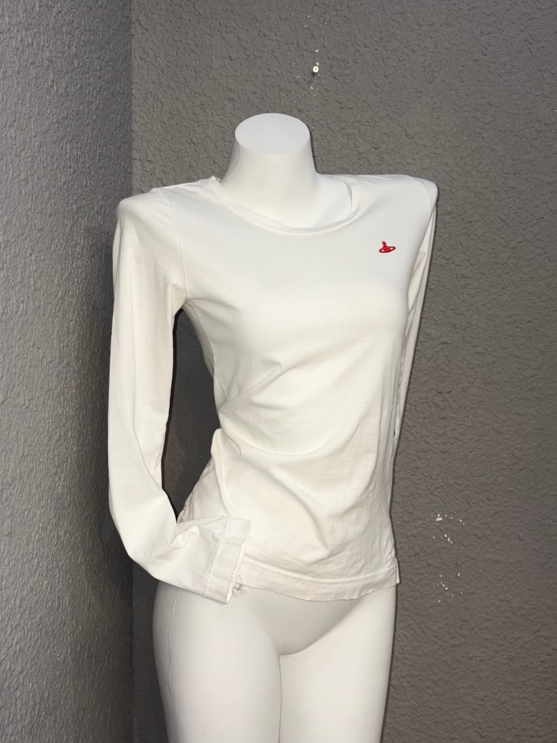 비비안 웨스트우드 긴팔 티셔츠 상품이미지1