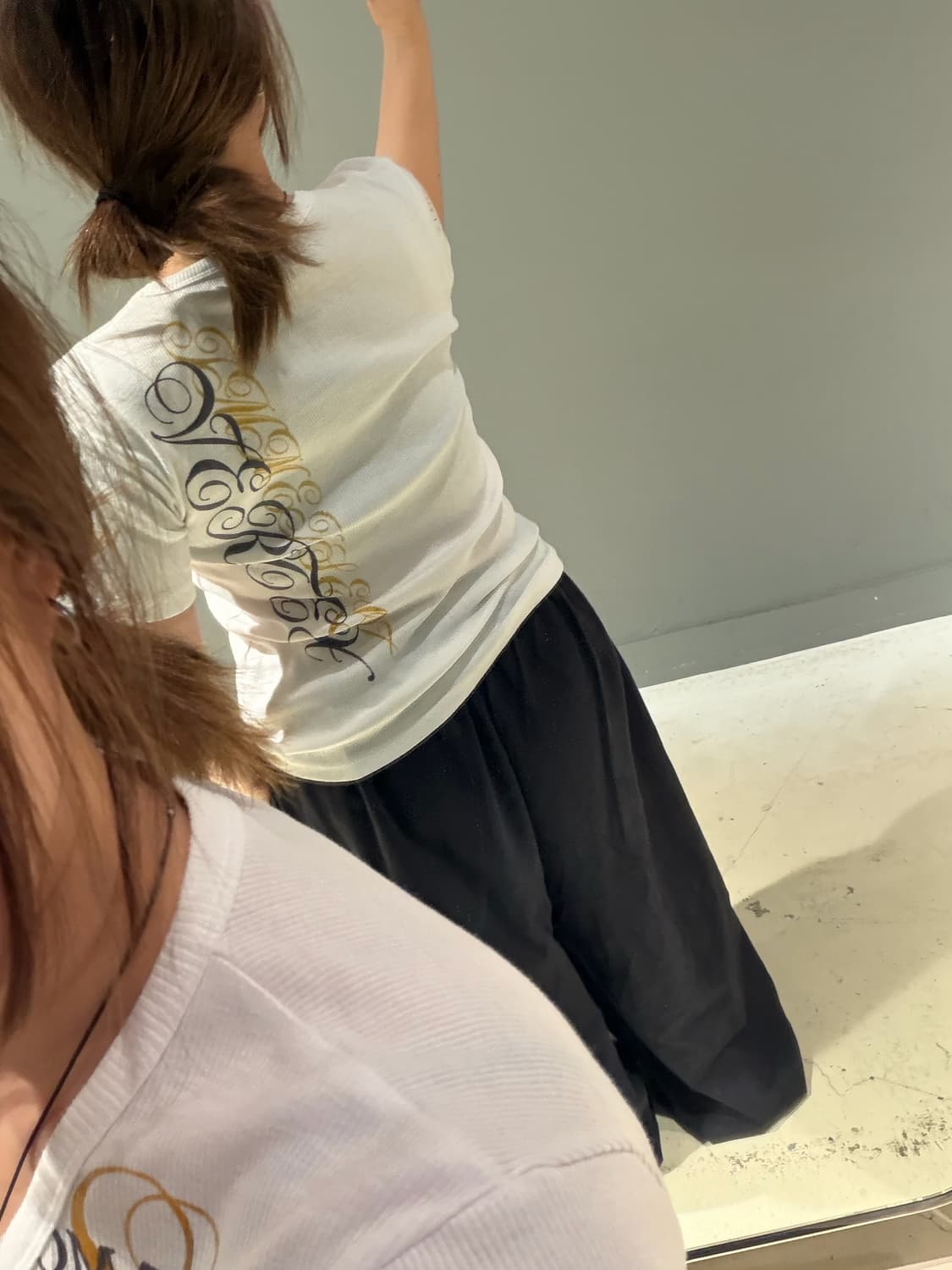 Glitter lettering butterfly point top 상품이미지3
