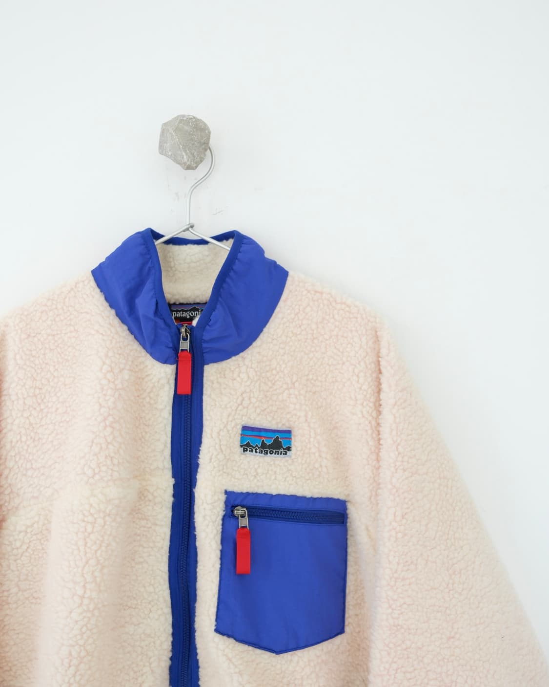 파타고니아 클래식 레트로X 플리스 자켓 다크 내츄럴 상품이미지1