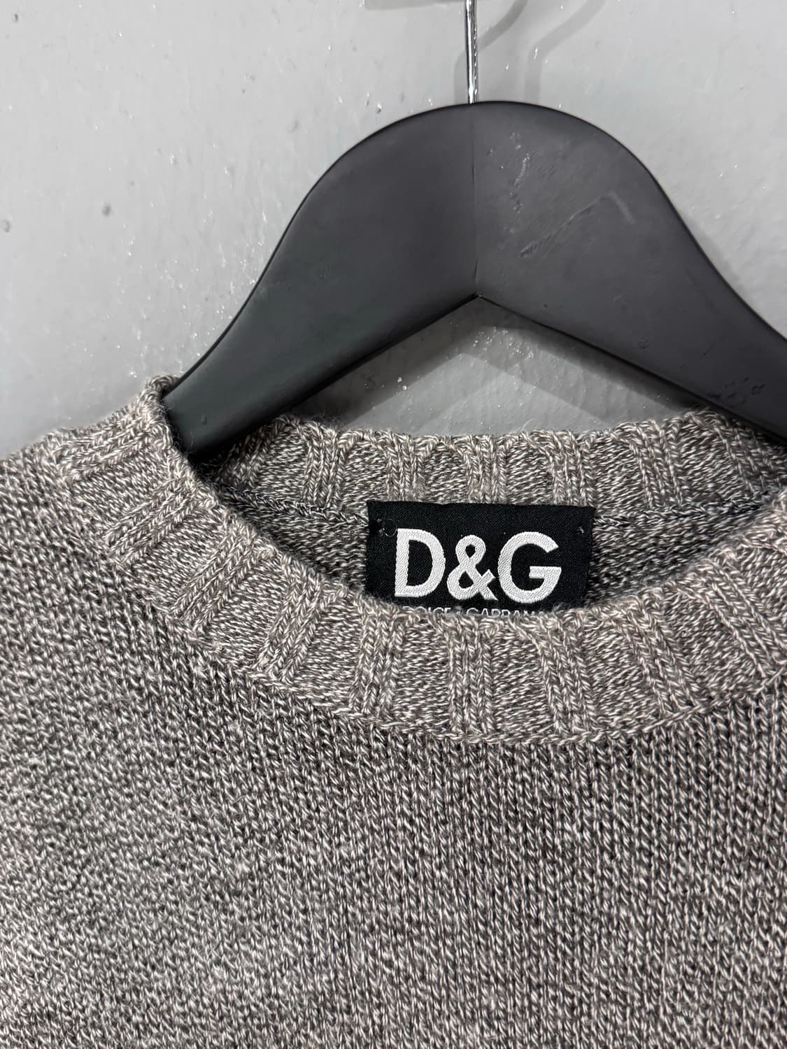 돌체앤가바나 스펠아웃 그레이 니트  상품이미지3