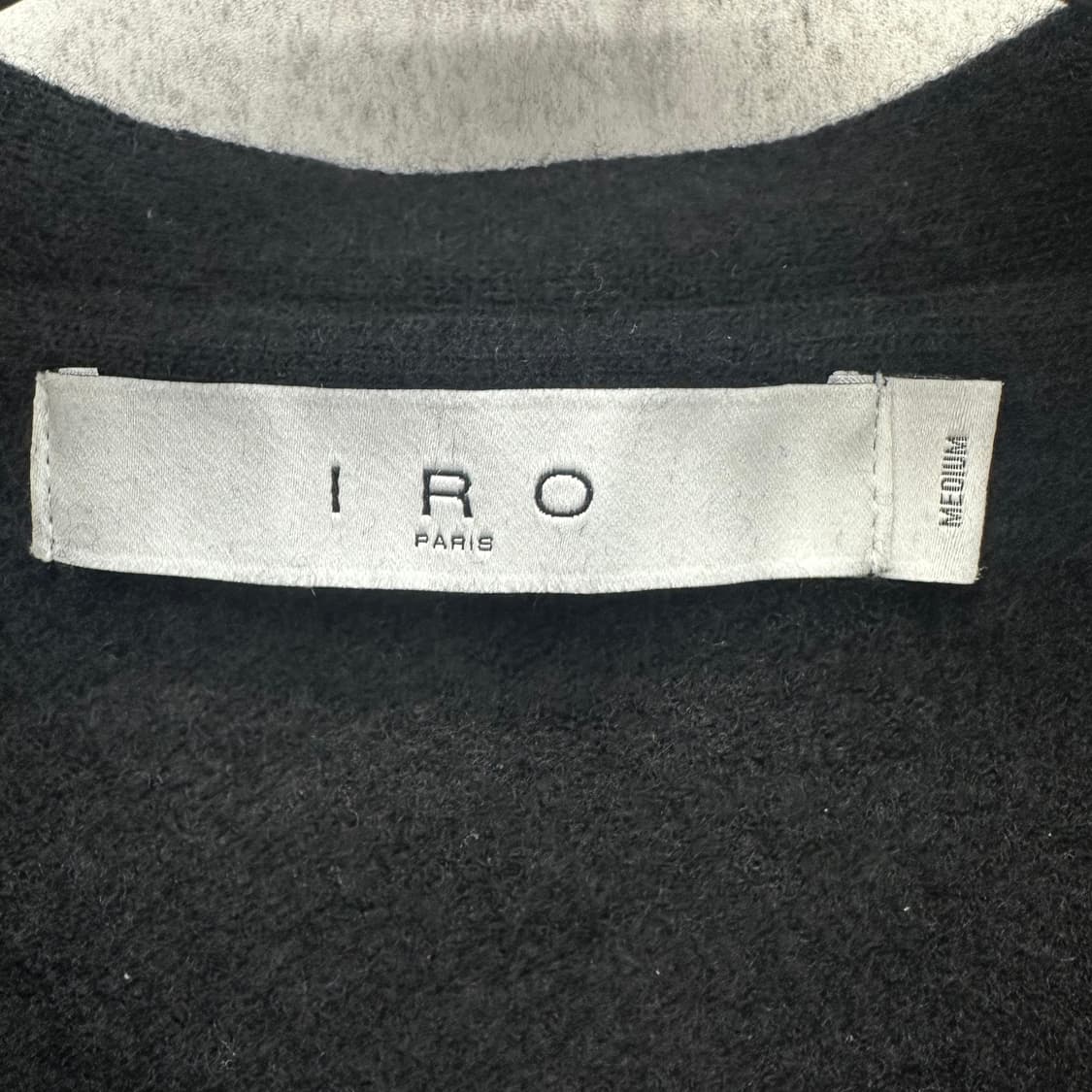 95 IRO PARIS 이로 남자 숏 울 가디건 상품이미지3