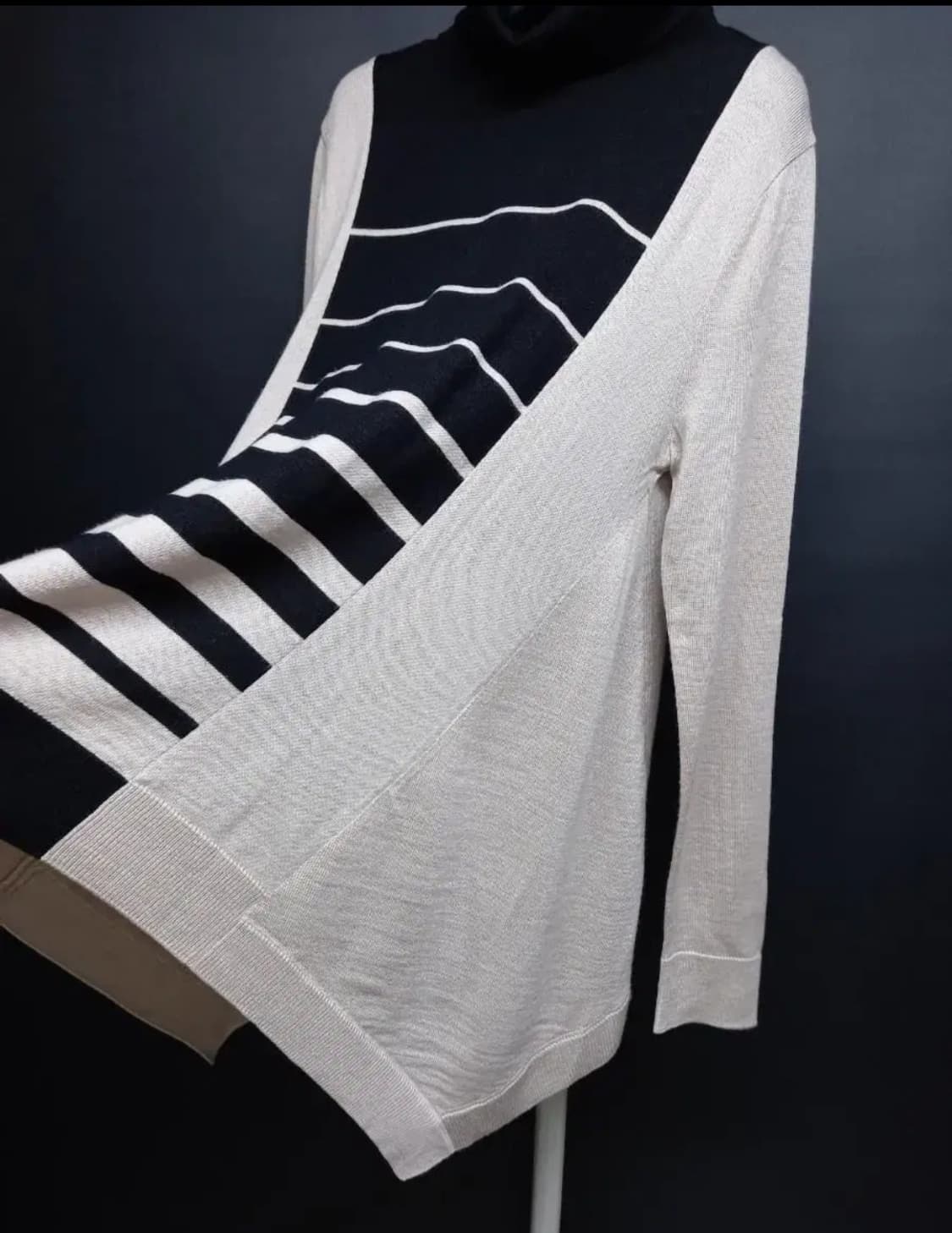 쏠레지아 춘추동 하이넥 광폭 롱 니트 블라우스 66 상품이미지5