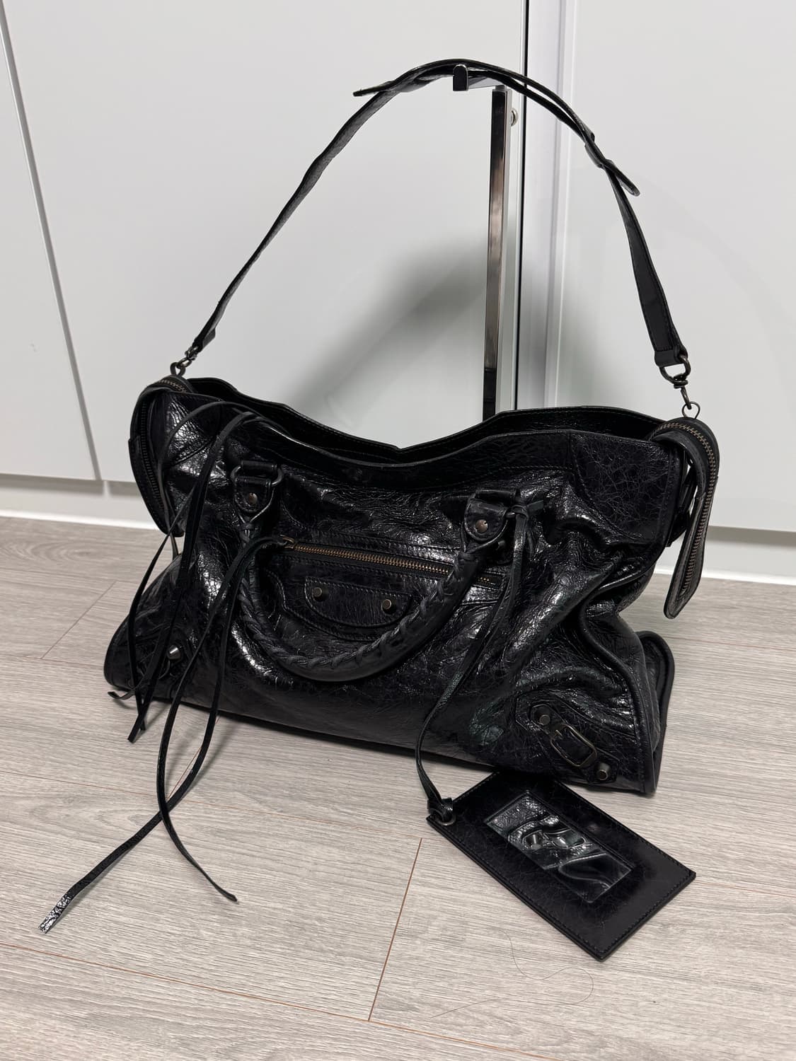 Balenciaga 발렌시아가 시티백 블랙 미디움 상태A+ 상품이미지1