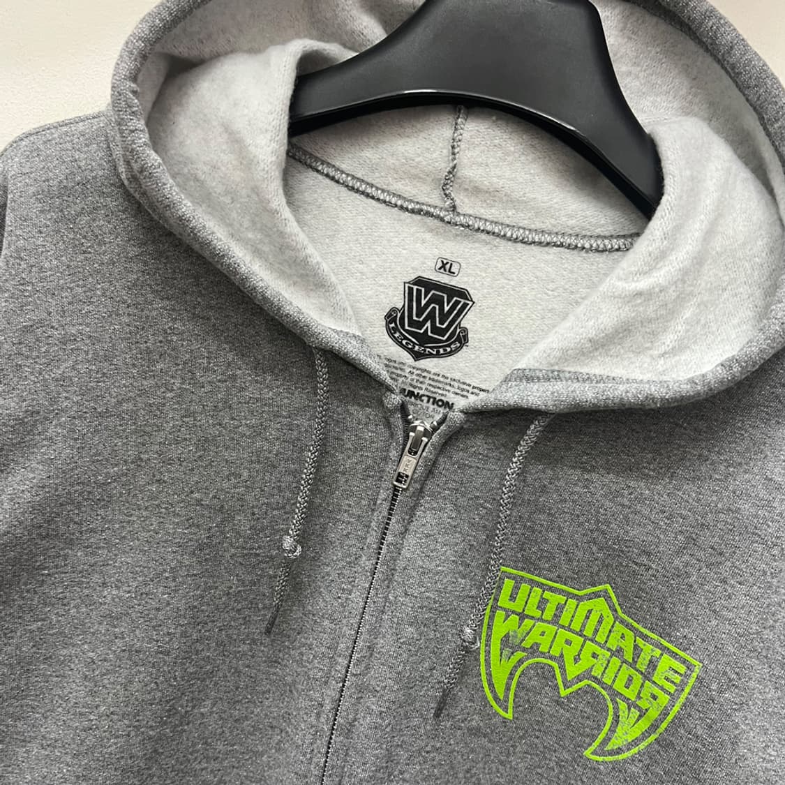 WWE 레전드 얼티밋 워리어 마스크 플리스 후드 집업 XL 상품이미지4