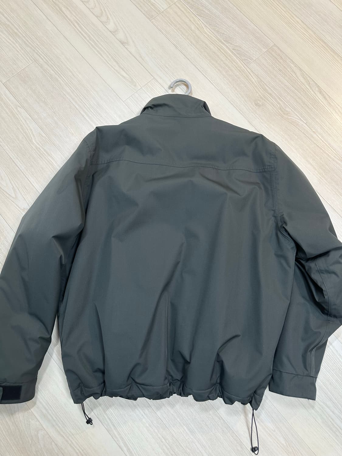 gr10k 인슐레이터 자켓 상품이미지2