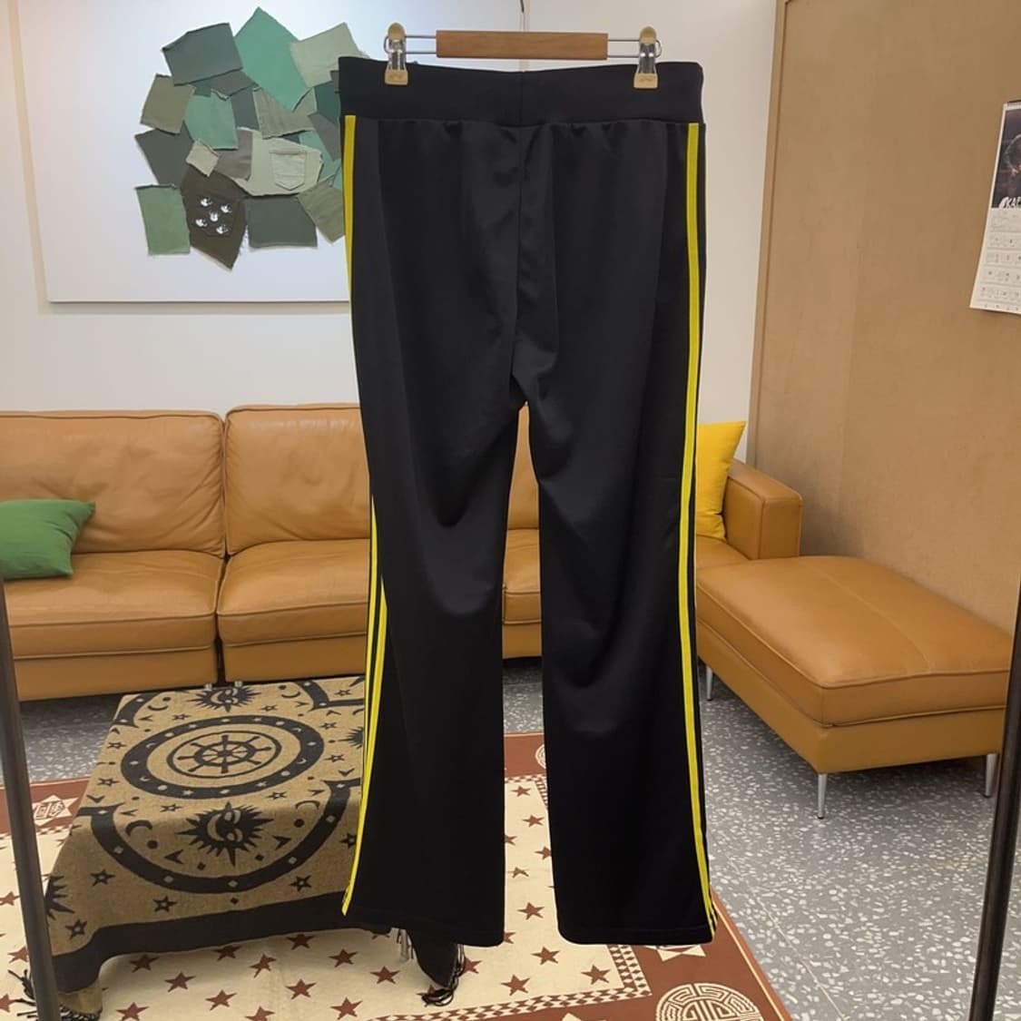 아디다스 대장급 00's 미드로고 블랙 옐로우 트랙팬츠 95 C08708 상품이미지4