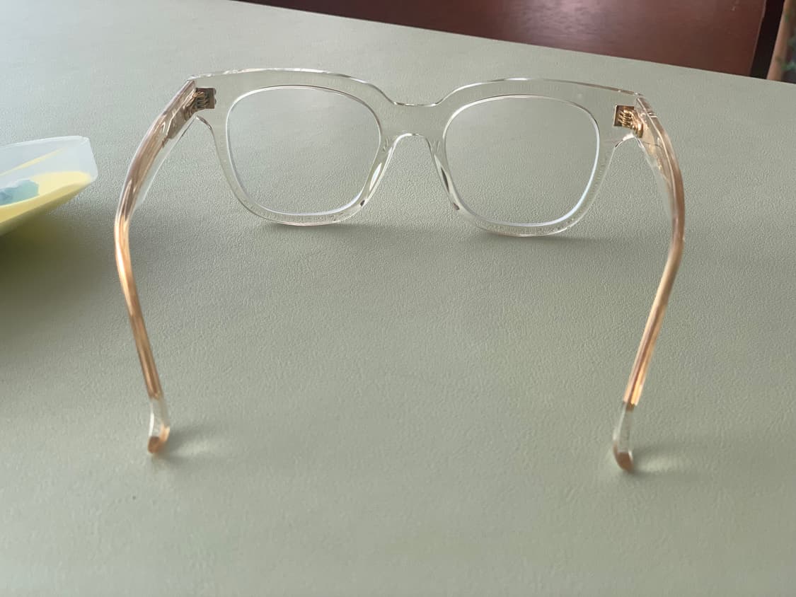 젠틀몬스터  Cal C1 Wild Wild 2 투명 뿔테 안경 상품이미지3