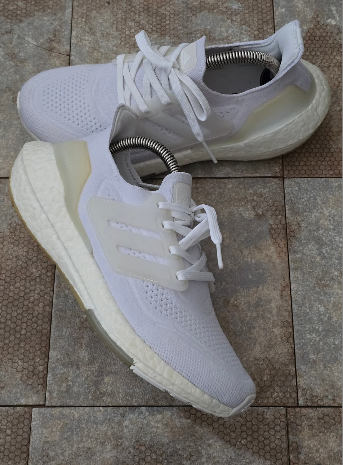 (230)아디다스 울트라부스트 21 트리플 화이트  상품이미지6