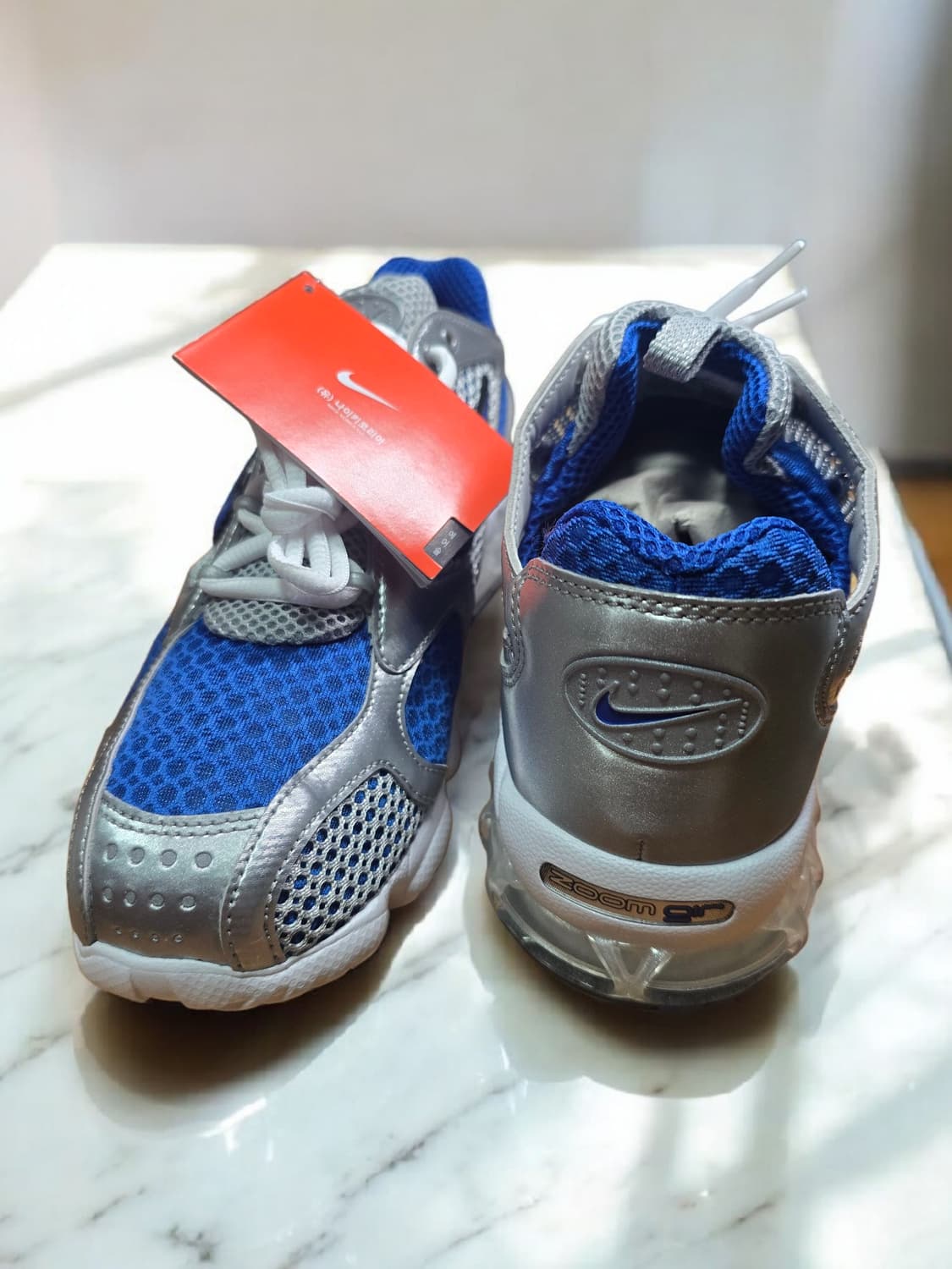 나이키 에어줌 스피리돈 케이지 바사티로얄 265 270 280판매합니다 상품이미지3