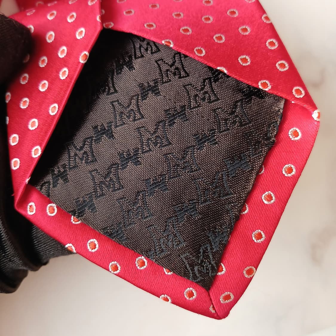 메트로시티 실크 레드 도트 패턴 넥타이 8.6cm A+등급 A19417
 상품이미지9