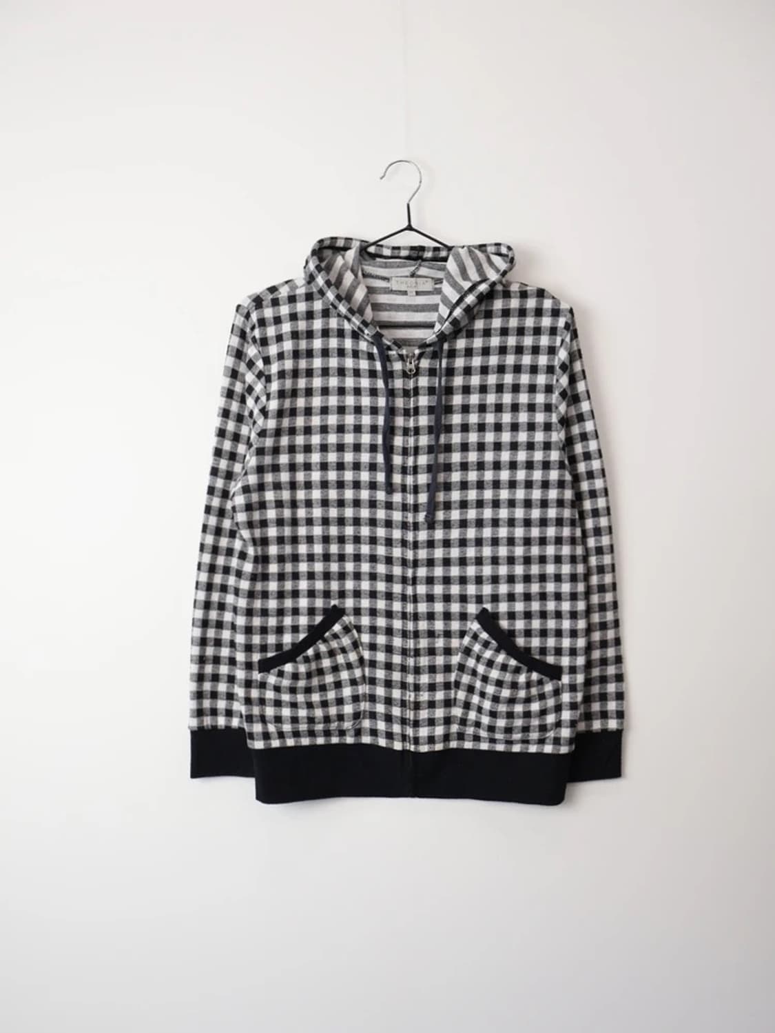 Theoria Check Pattern Zip Hoodie 상품이미지4