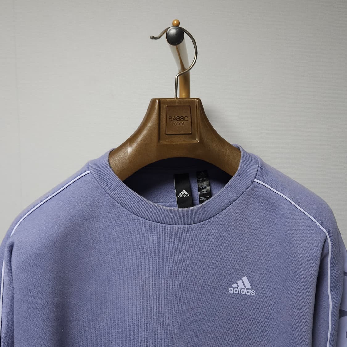 M ) 아디다스 여성 삼선 가오리핏 맨투맨 상품이미지4