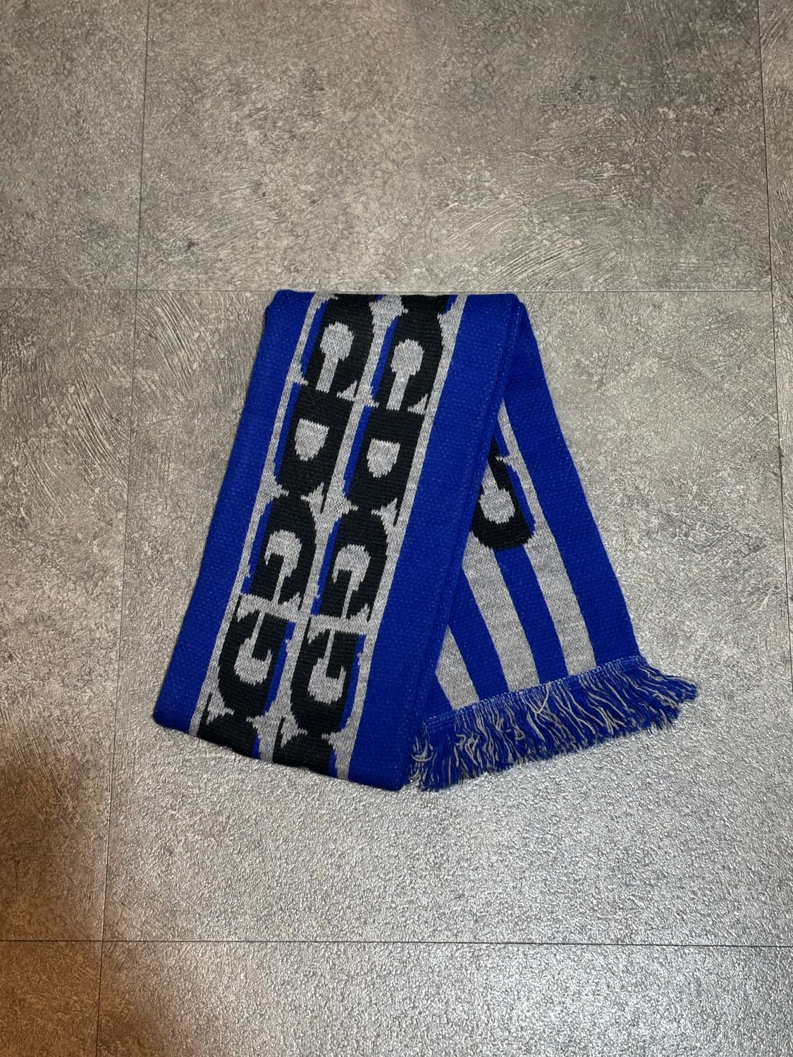 꼼데가르송 CDG 머플러 상품이미지3