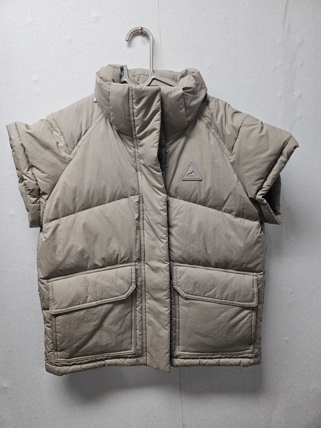 네파 반팔 패딩 조끼 베이지   85 상품이미지1