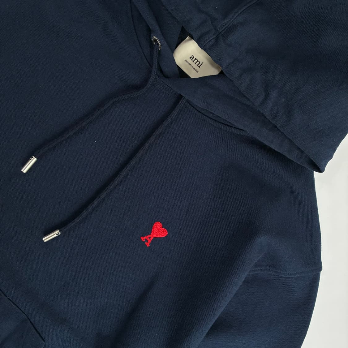 Ami 아미 네이비 헤비코튼 스몰 하트 자수 후드티 상품이미지3