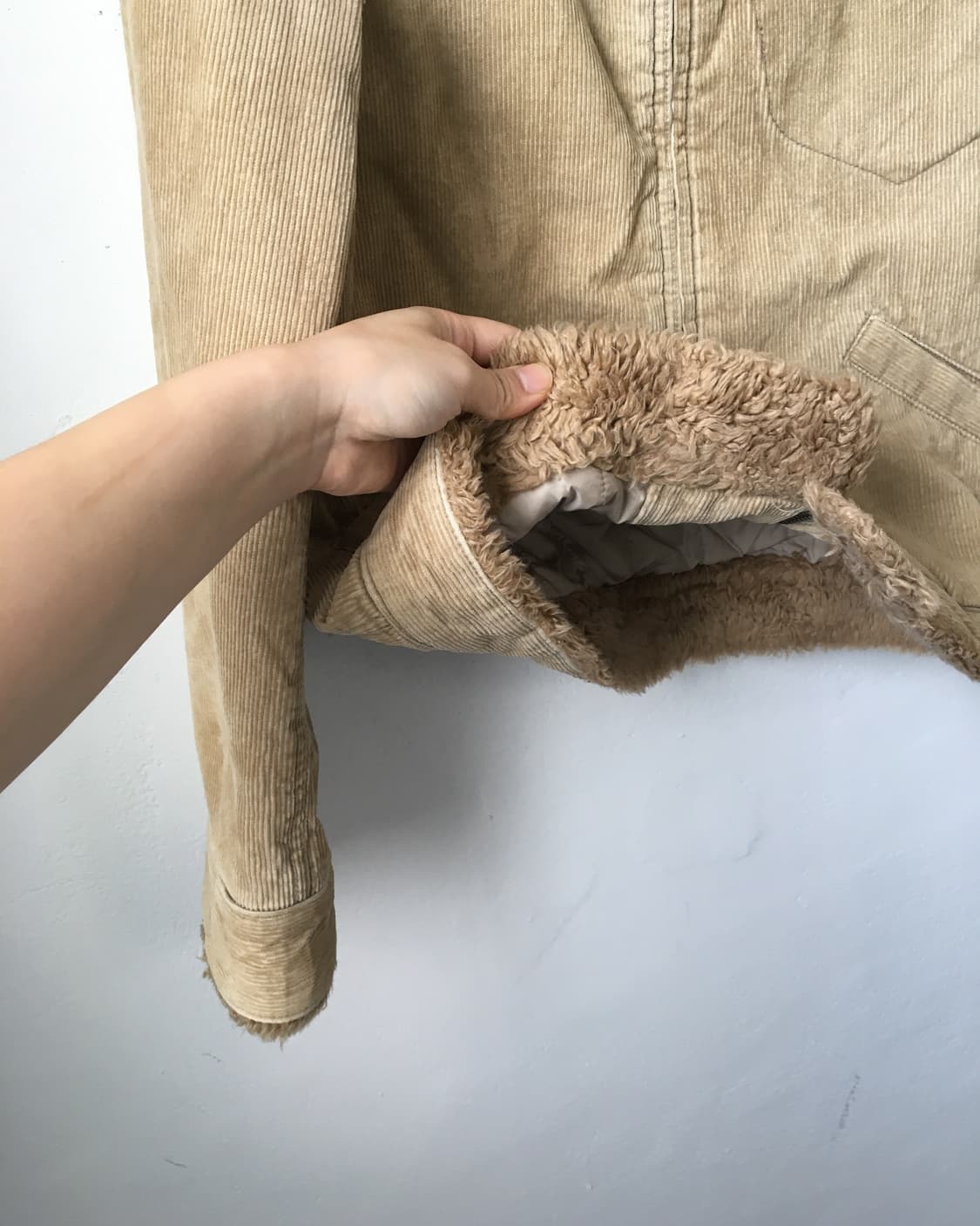 Fake fur collar corduroy jacket 상품이미지3