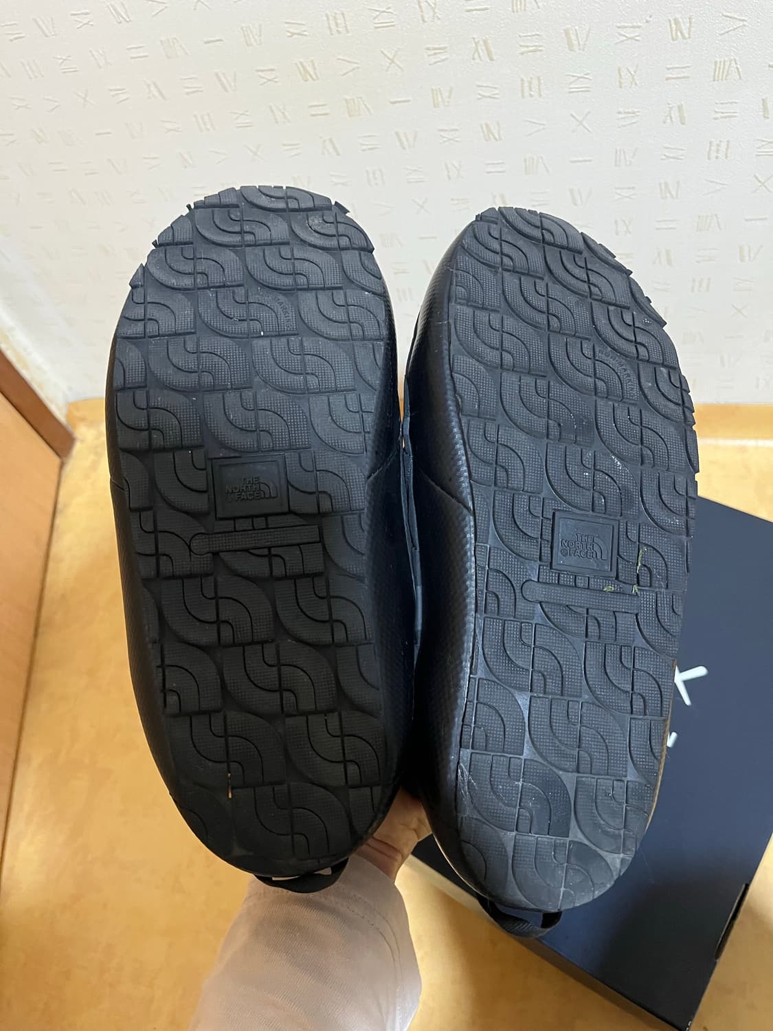 카우스 X 노스페이스 써모볼 트랙션 뮬 상품이미지7