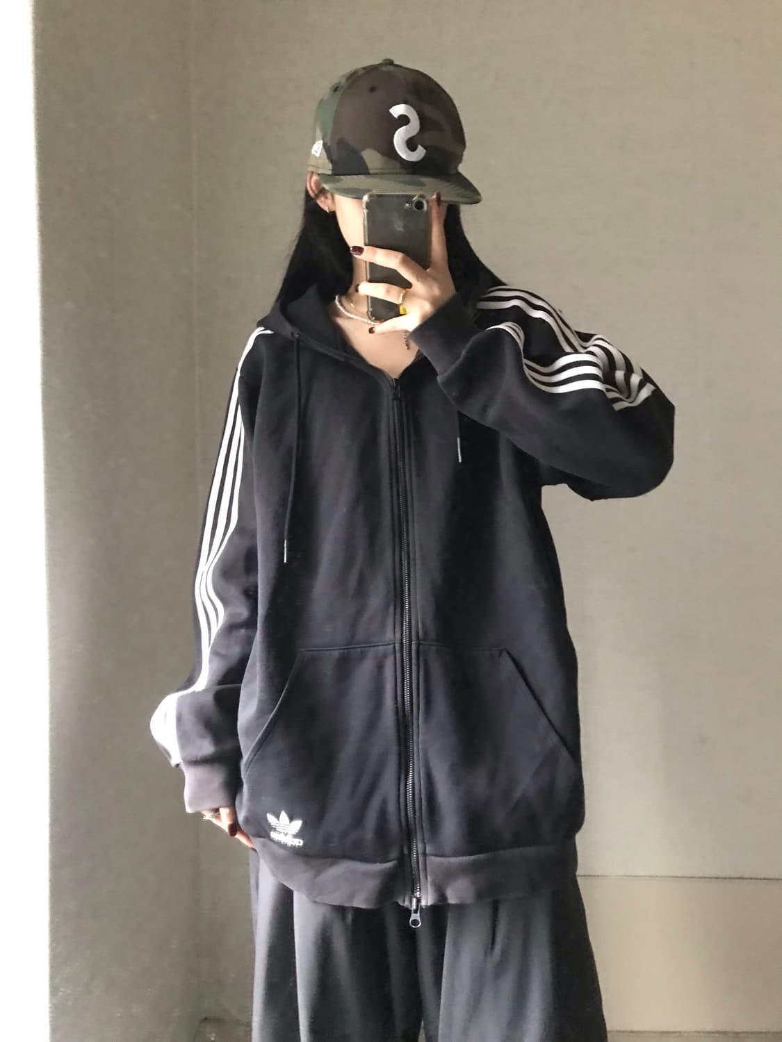 아디다스 블랙 오버핏 후드집업 상품이미지1