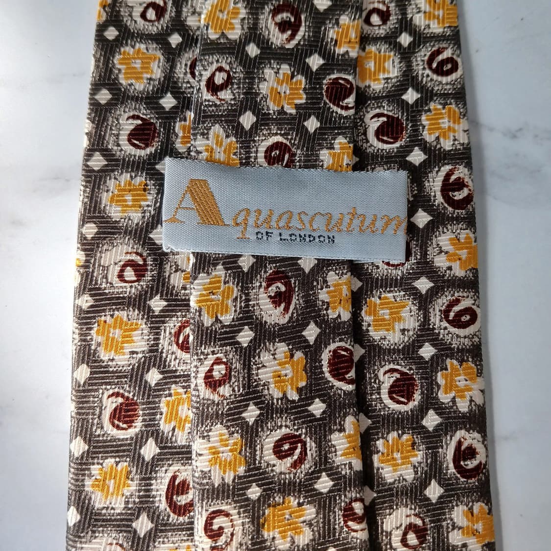 아쿠아스큐텀 실크 브라운 패턴 넥타이 9.4cm A+등급 e866 상품이미지9