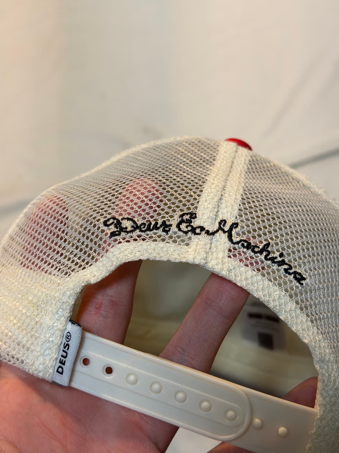 데우스 24ss 트러커캡 화이트 볼캡 상품이미지2