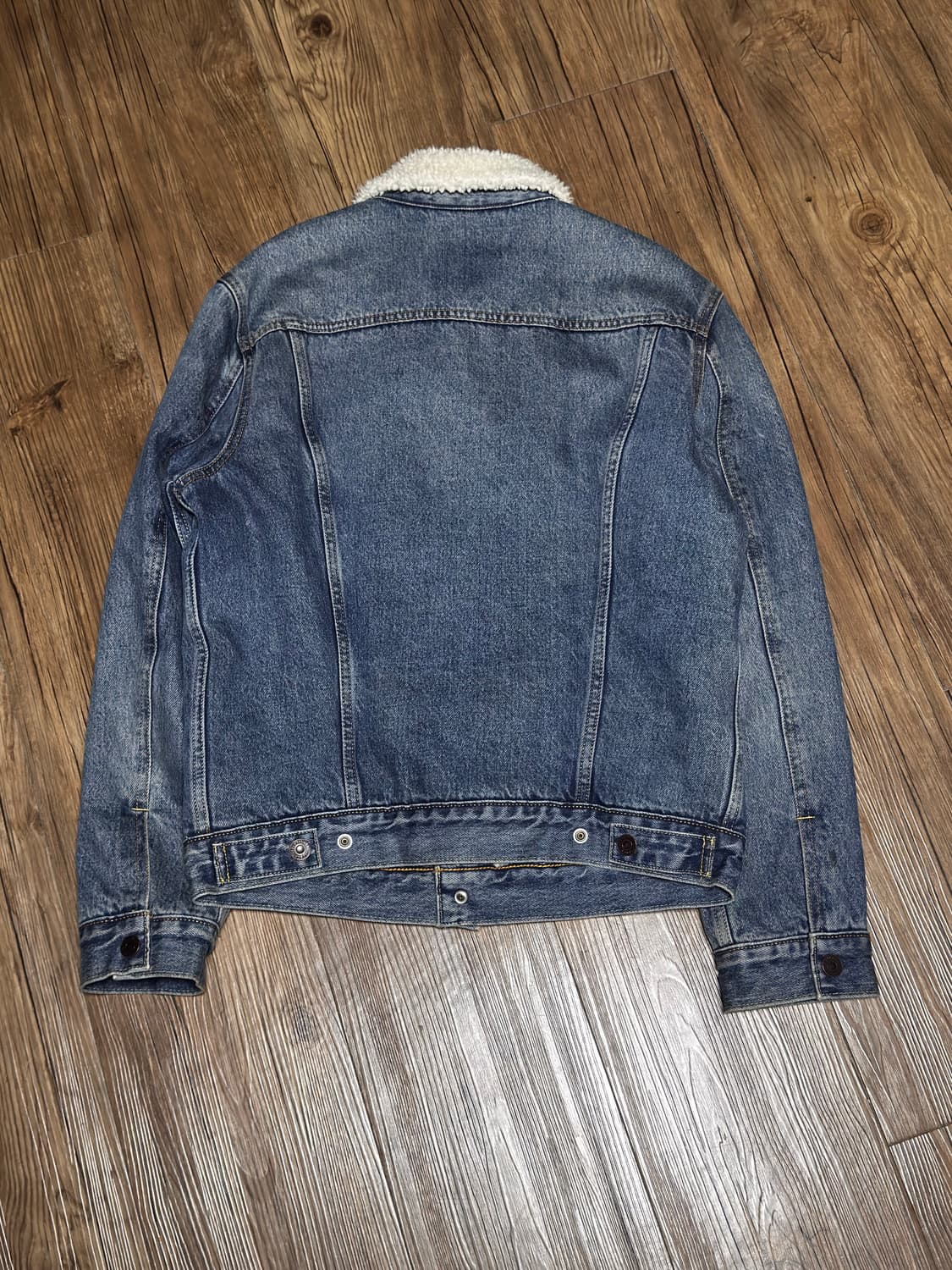 리바이스 쉐르파 펀칭 자켓 상품이미지3