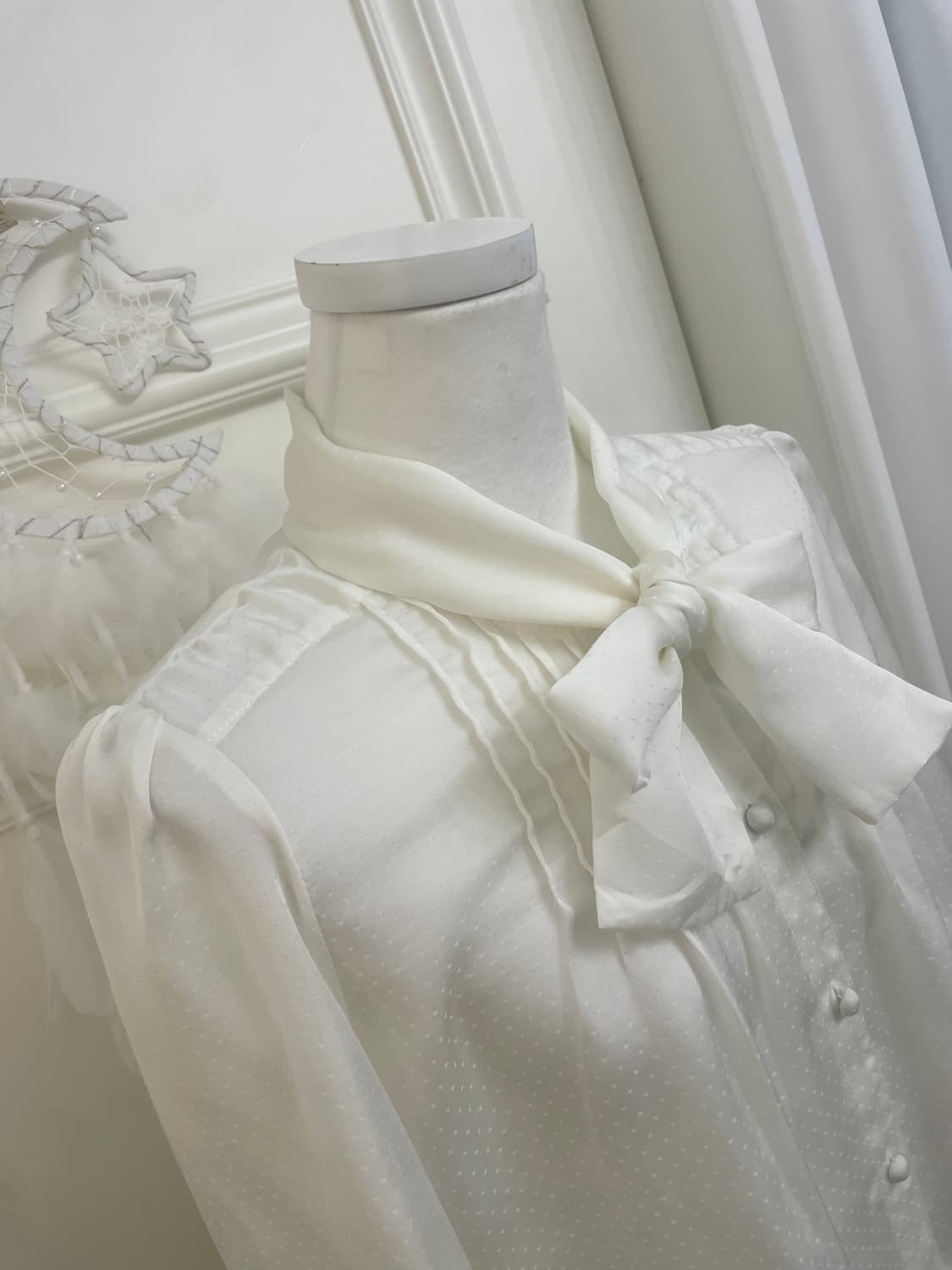 ivory bow point dot lovely blouse 상품이미지8