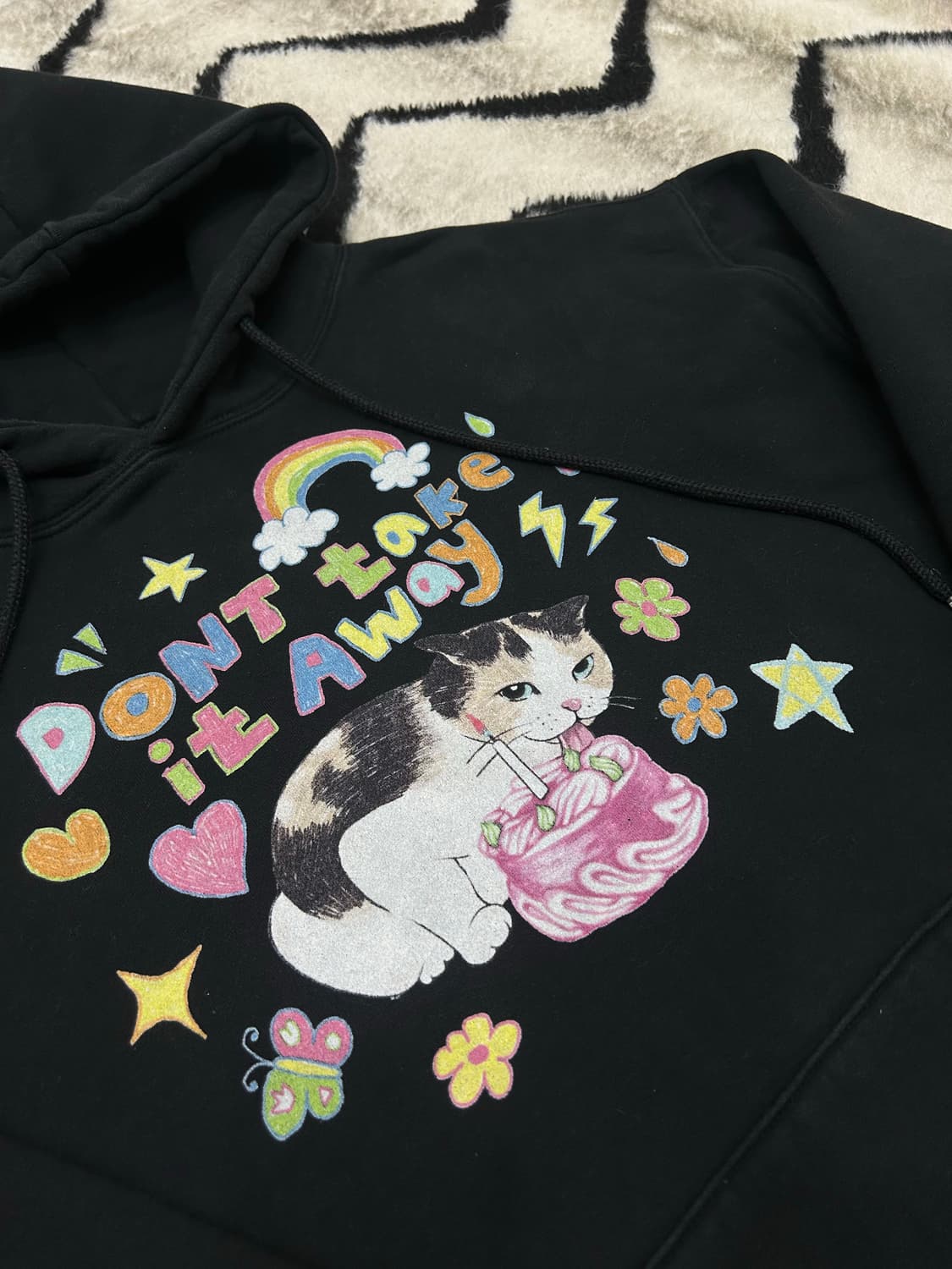 [L]꼼파뇨 Cake Cat 오버핏 후드/블랙/기모 상품이미지1